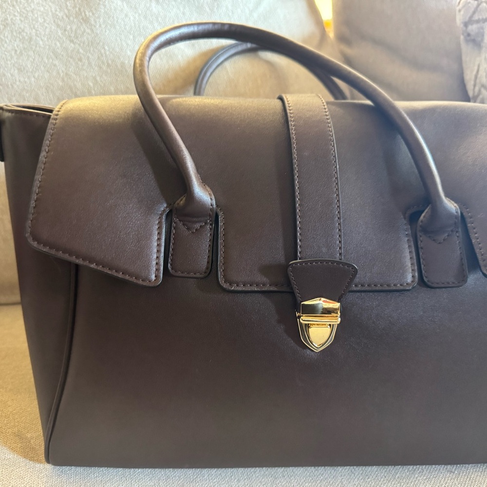 Elegant Brown Pleather/vegan leather Handbag